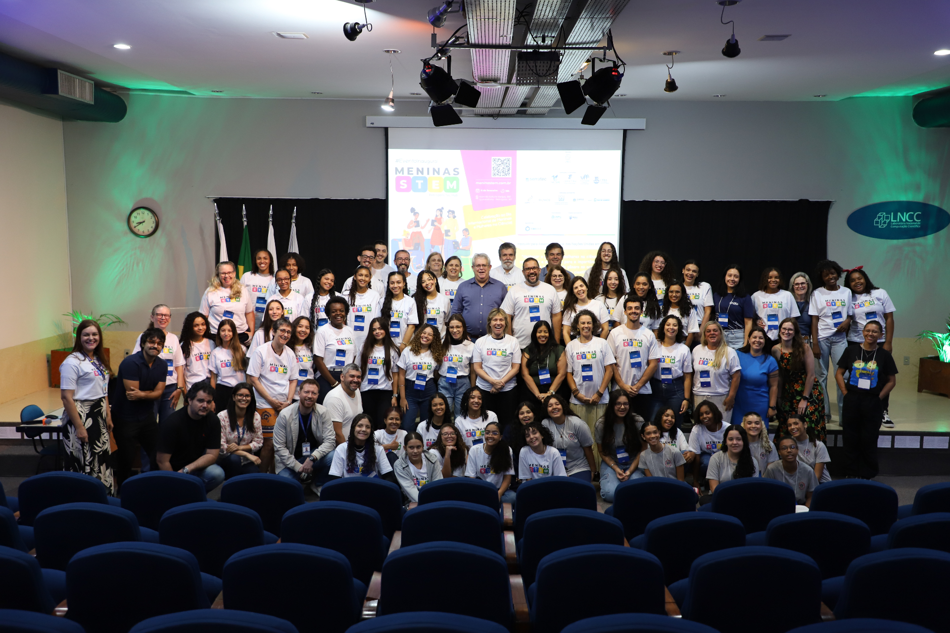 Imagem da notícia Um ano do Projeto Meninas STEM: formatura, novo ciclo e o protagonismo feminino na ciência